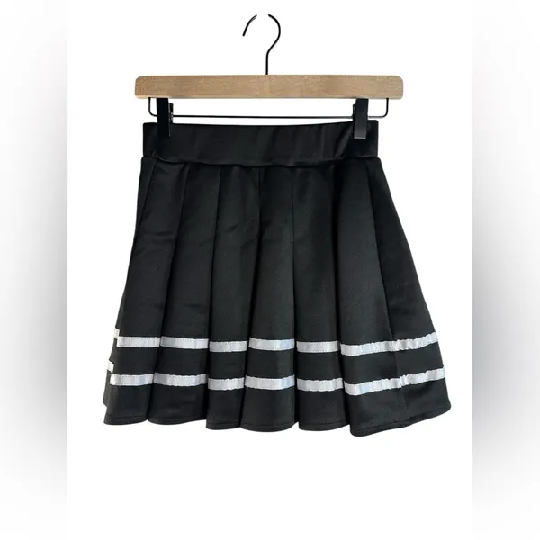 Spirit Halloween Pleated Cheerleader Mini Skirt Small Black White Stripe - Image 2