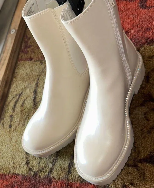 Time & Tru Chelsea Bling Boots Lug Sole Ankle Height All Seasons Embellished Memory Foam - Image 5