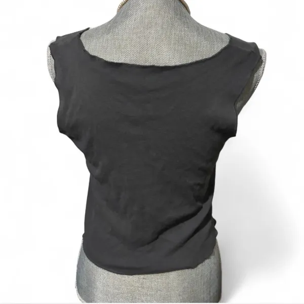 Brandy Melville Graphic Crop Top with New York Print - Image 3