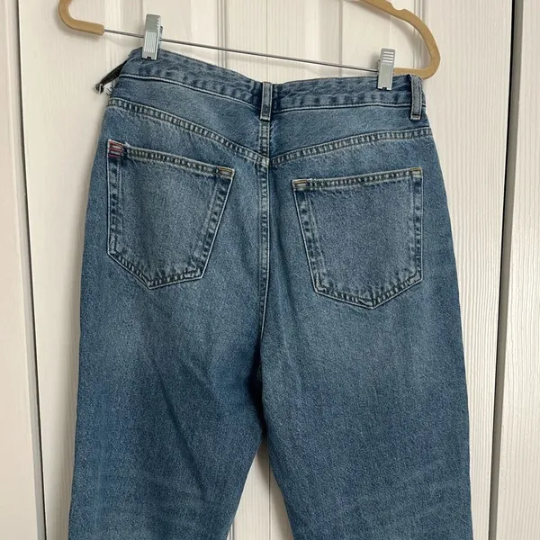 BDG Distressed Jeans. Size W29 - Image 2
