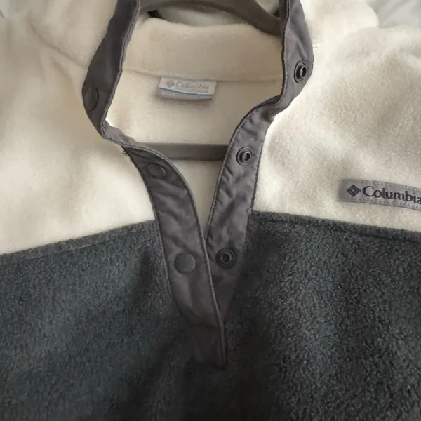 Columbia Women's Two-Tone Cowl Neck Sweater - Cream and Gray - Image 5