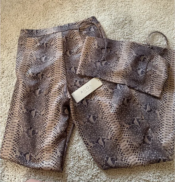 Lane 201 Snakeskin two piece pants set - Image 2