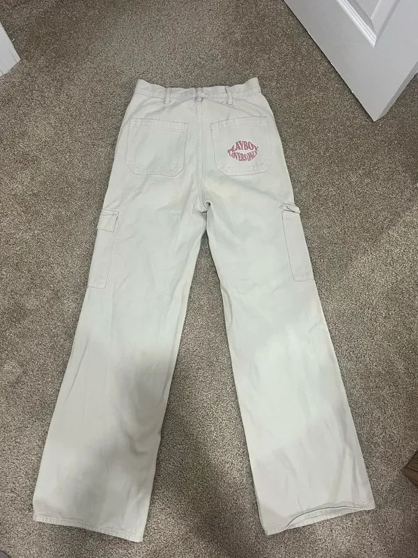 pac sun playboy cargo Jeans - Image 4