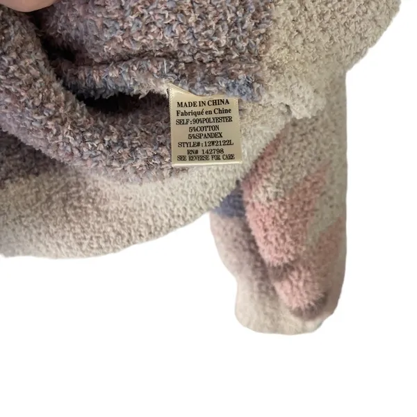 Loveriche Women's Size Small‎ Fuzzy Teddy Pink Cream Cozy Sweater - Image 6