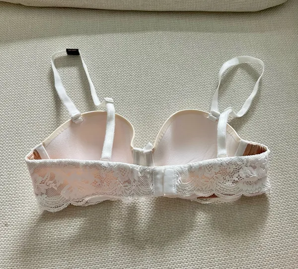 Victoria’s Secret Dream Angels White Bra 34A - Image 3