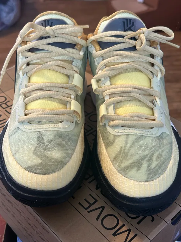 Nike Kyrie 8 Citron Tink Black Wheat Golf - Image 6