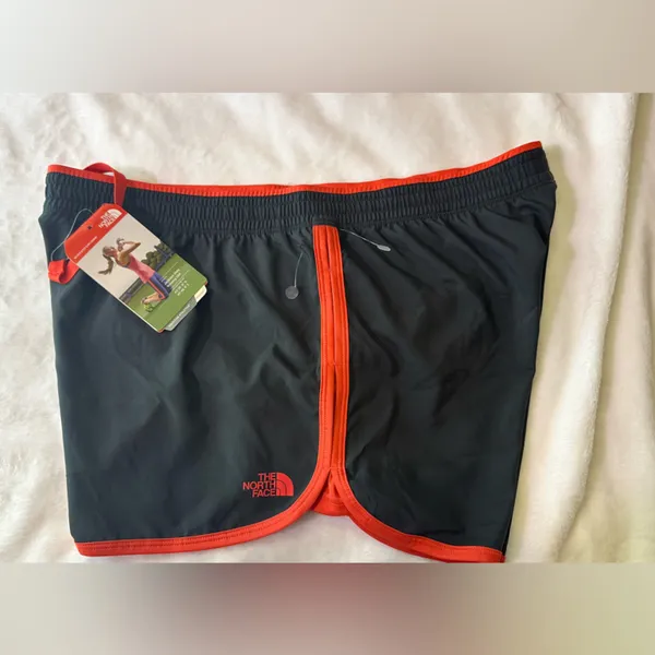 The North Face Women's Black Shorts with Red Trim - Image 3