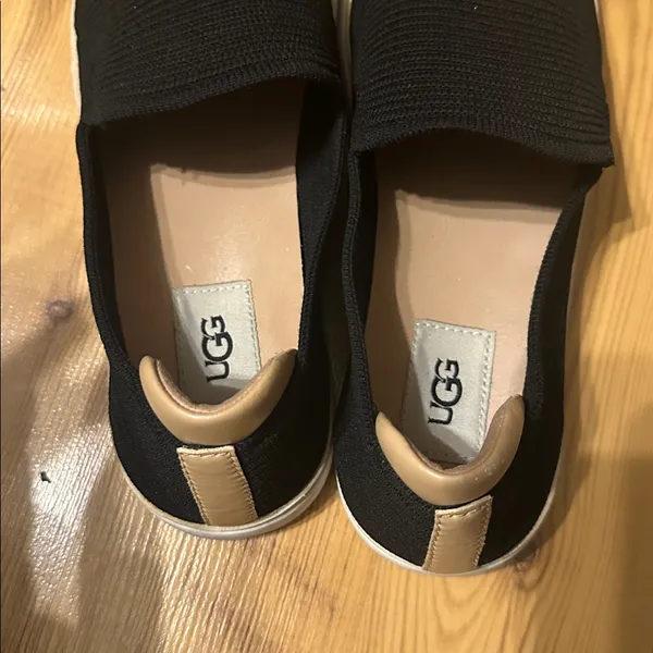 UGG Women Black Textured Loafers - Image 2
