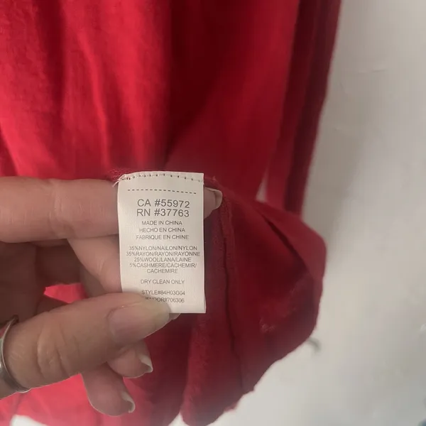 C & C California Size Medium Red Round Neck Long Sleeve Wool Cashmere‎ Sweater - Image 5