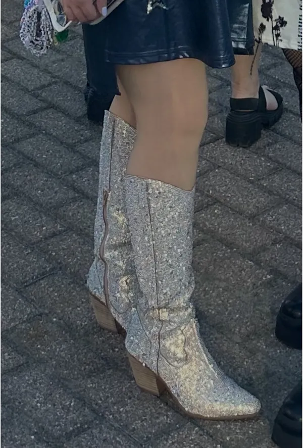 Rhinestone cowboy boots - Image 2