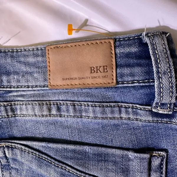BKE Light Blue Women's Jeans - Image 9