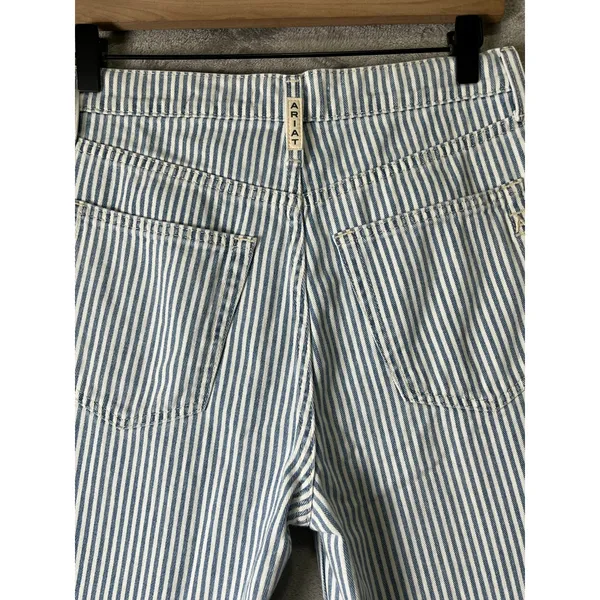 Ariat Ultra High Rise Jazmine Wide Leg Jeans Blue White Denim Stripe 26R - Image 4