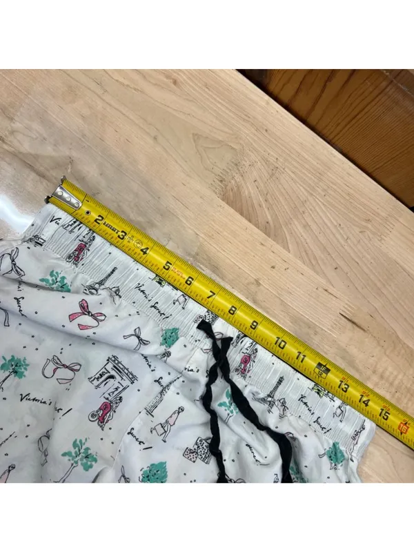 Victorias Secret Travel Paris London Print Pajamas Size Medium White Multicolor - Image 10