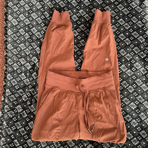 Lululemon Dance Studio Joggers - Image 2