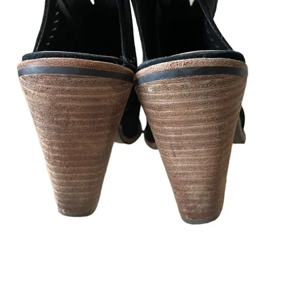 Vince Camuto Peep Toe Stacked Block Heel Faux Suede Sling Back Sandals Size 7.5 - Image 10