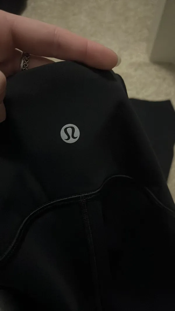 Lululemon Capri Leggings - Image 3
