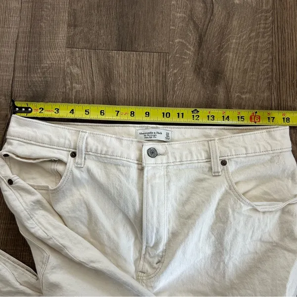 Abercrombie & Fitch 90s Ultra High Rise Curve Love Straight Leg Jeans Cream 33 - Image 11