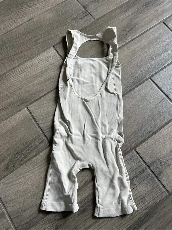 Sleeveless Romper in Cream Size XS - Image 2
