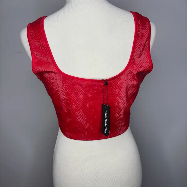 Pretty Little Thing - Red Snakeskin Matte Vinyl Underbust Seam Corset Crop Top - Image 5