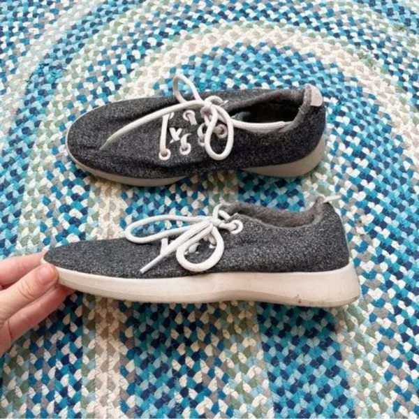 Allbirds Shoes‎ - Image 3