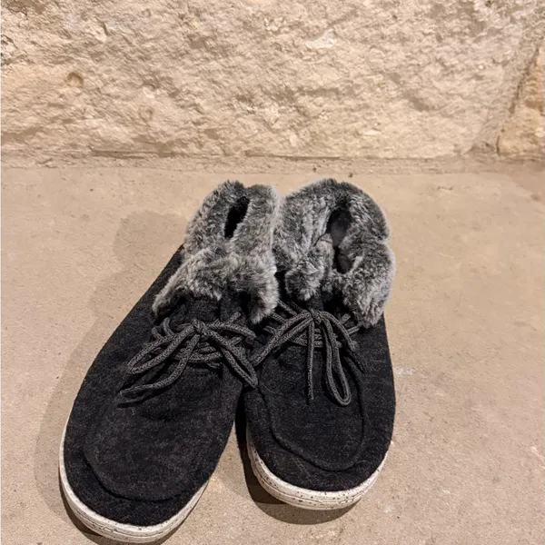 Hey Dude Women's Gray Ankle Booties with Faux Fur - Image 7