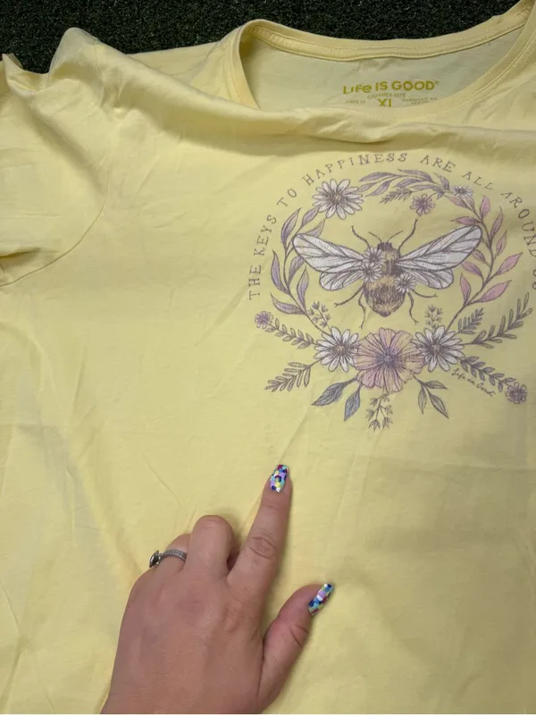 Life is Good Crusher-Lite T-Shirt Butter Yellow Short Sleeve Bee Scoop Neck XL - Image 6