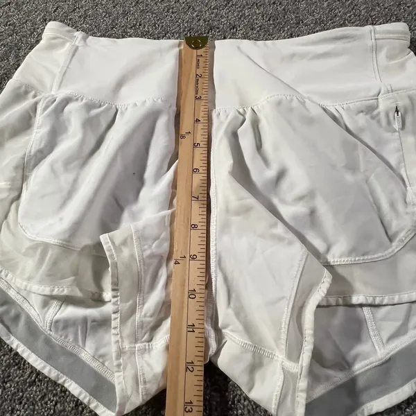 Lululemon Mind‎ Over Miles Shorts Womens 6 White Mesh Trim Athletic Running - Image 8