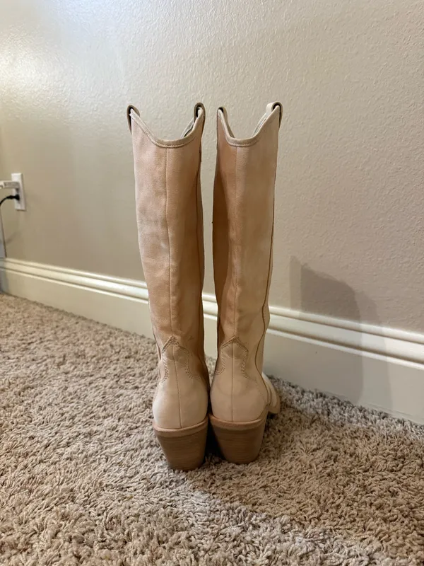 Dolce Vita Navene Boots - Image 5
