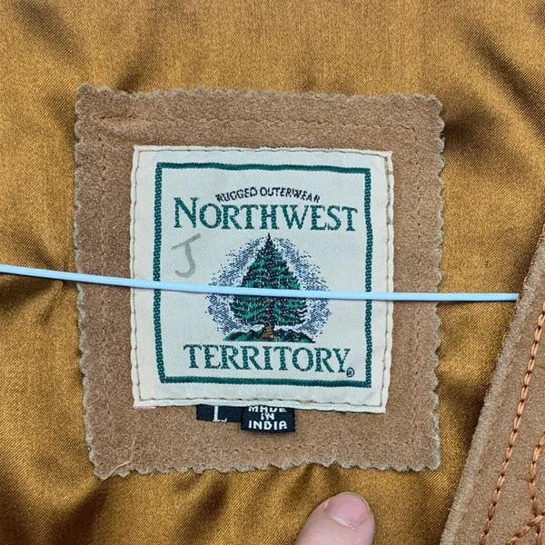 Northwest Territory size large leather embroidered vest Gold retro 90s grandpa - Image 2