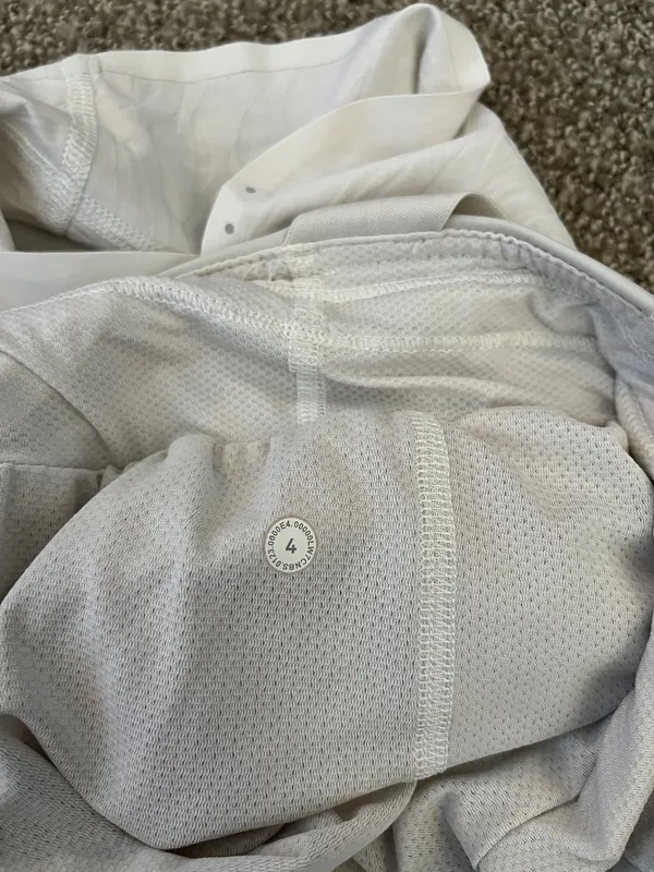 Lululemon Fast and Free High-Rise Short 2" *Airflow in Sense Emboss Mini Bone 4 - Image 4
