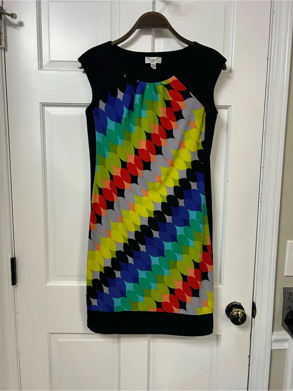 Cap-Sleeve Geo Print Sheath Dress in Multicolor - Image 2