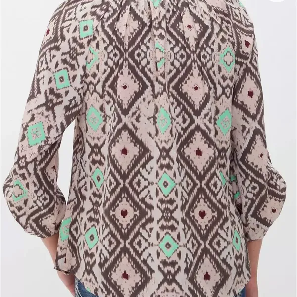 BKE Aztec Print Blouse - Image 12