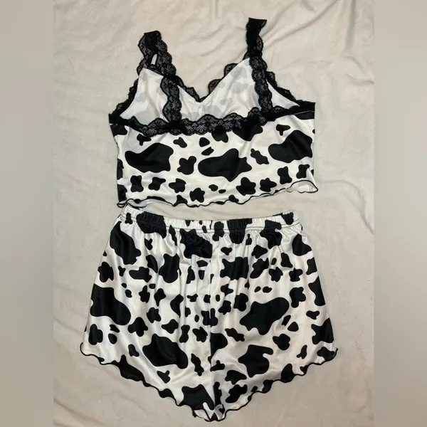 Black and White Cow Print Lace Trim Sleepwear Set Size XS (Tagged M) - Image 4
