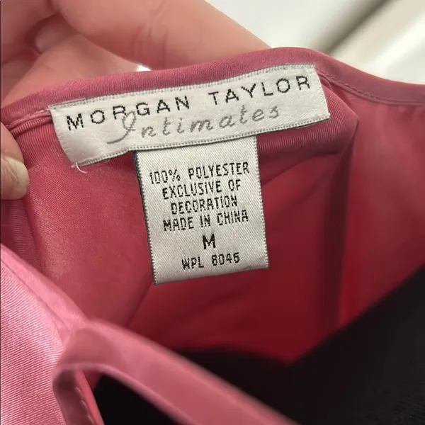 Morgan Taylor Pink Silky Nightgown - Image 2