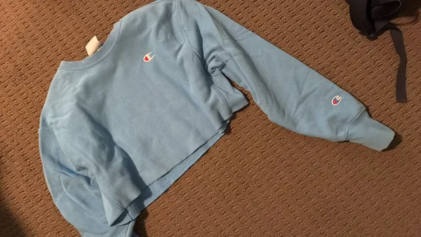 Champion Crewneck cropped blue M - Image 4