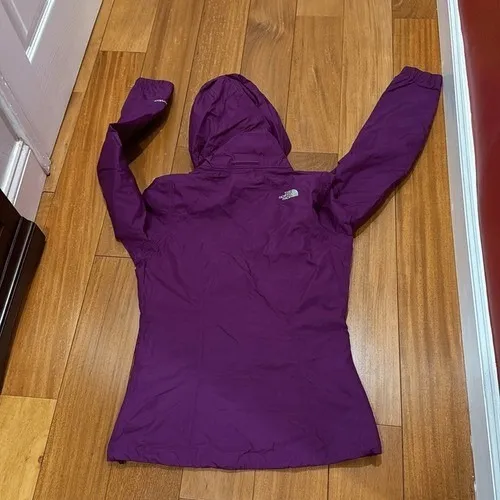 The North Face HyVent Rain Jacket Womens Purple Waterproof‎ Hooded XS - Image 3