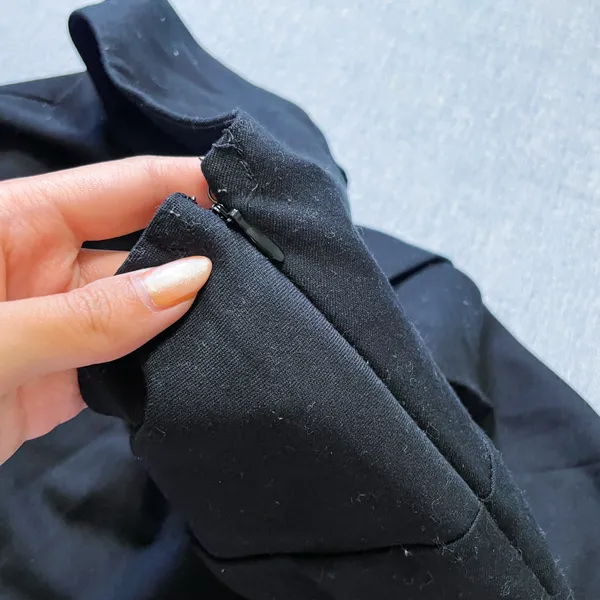 H&M Divided Pleated Mini Skirt Size 2 in Black - Image 5