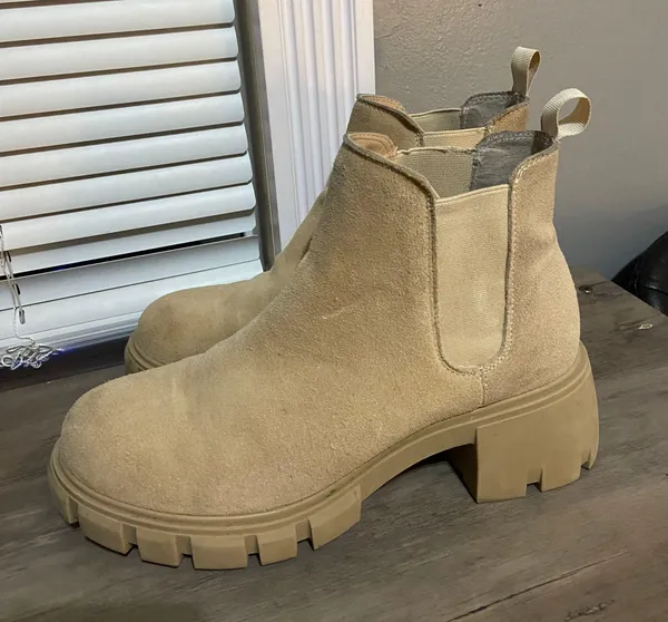 Steve Madden Boots - Image 2