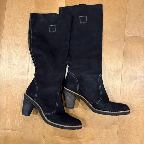 Stuart Weitzman tall suede pull on boots with stitching 8 brown - Image 2