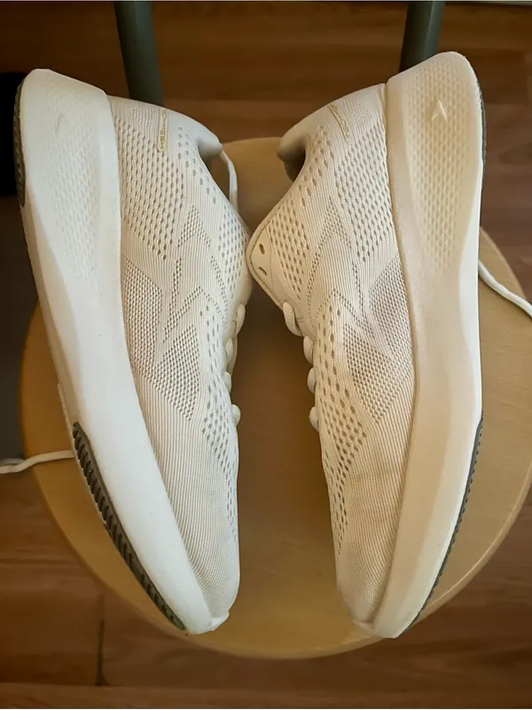 BATA XORISE +100 RN FROS White Lace-Up Sneakers with Power Gold Tag - Size 7 - Image 6