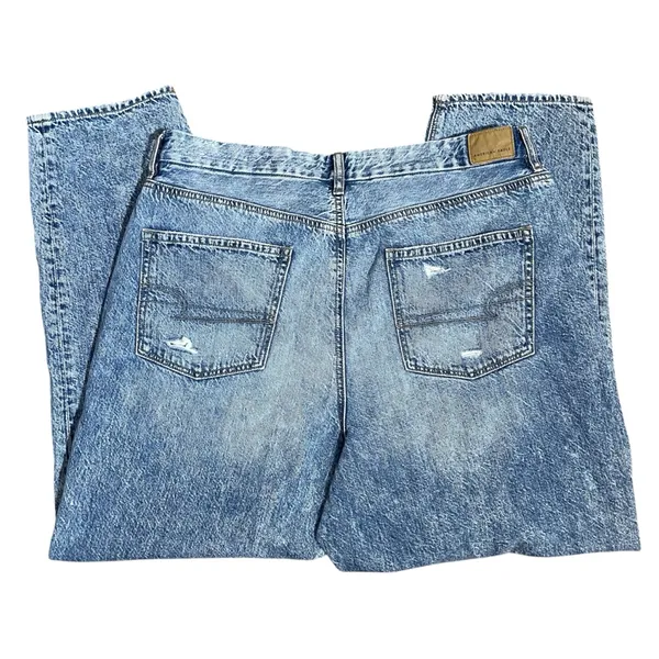 American Eagle Curvy Mom Jeans NWOT Distressed high rise long length - Image 3