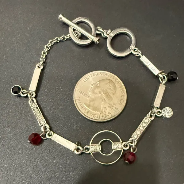 SWAROVSKI Crystal Swan Signed Silver-tone Toggle Bracelet 12.2g. - Image 5