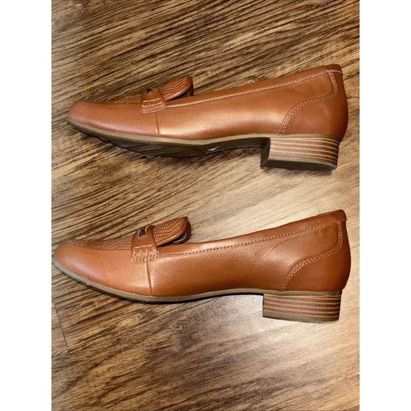 Woman's Loafers Clarks Cinnamon Brown Juliet Aster Loafer Size 9 - Image 13
