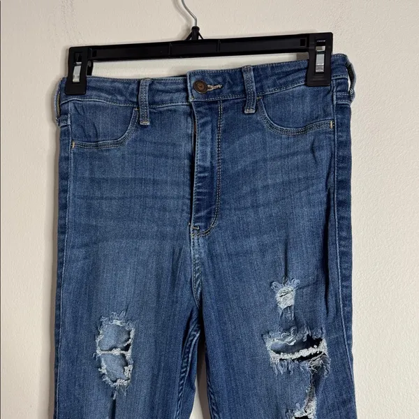 Hollister Ultra High-Rise Advanced Stretch Ripped Skinny Jeggings jeans size 28 - Image 3
