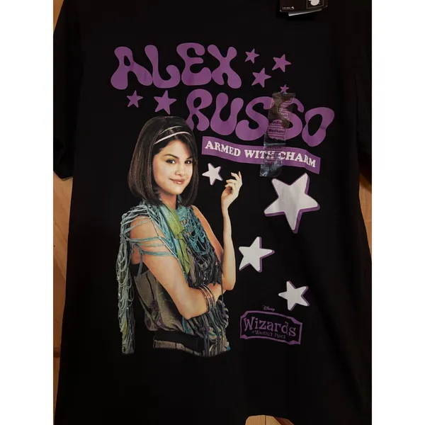 NWT Disney Wizards of Waverly Place Alex Russo Graphic Tee Y2K Nostalgia Size M - Image 3