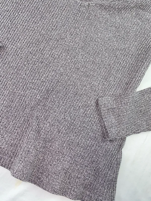 Sweater Size L - Image 4