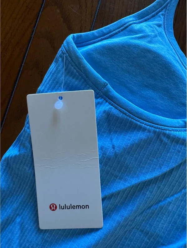 Lululemon Ebb To Street Tank Padded Ocean Wave Size 12 NWT - Image 3