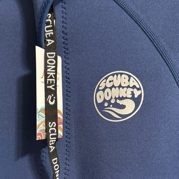 NWT Scuba Donkey Hisea Navy Long Sleeve Neoprene Front Zip Wetsuit Swim Shorts - Image 4