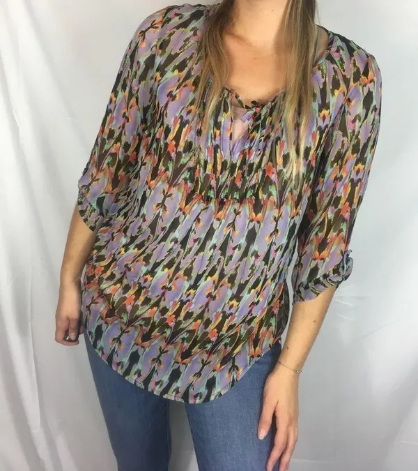 4/$25 Express Flowy Tie front chiffon top - Image 2