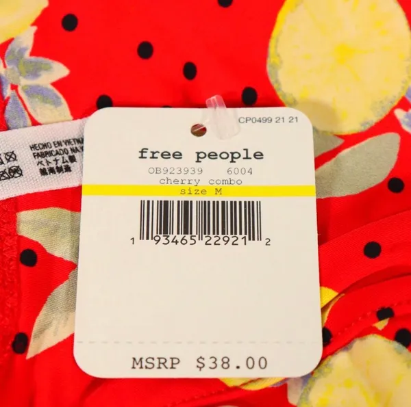 Free People NWT  Mari Bralette Size Medium - Image 6